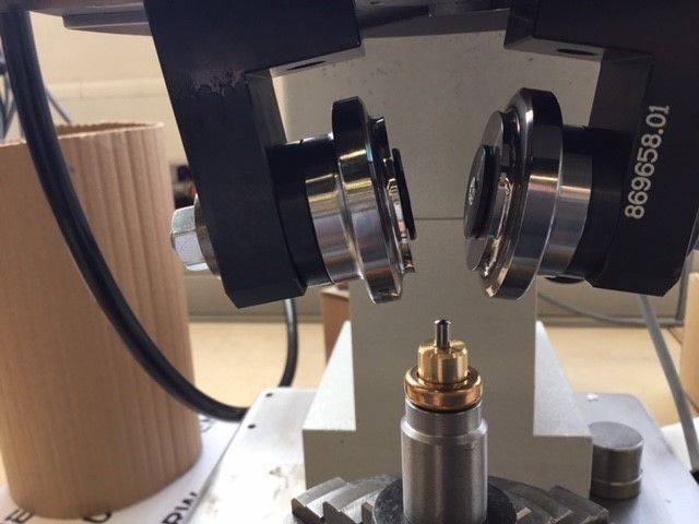 Roller forming process for thermostat assembly 用于恒温器组件的辊压成型工艺