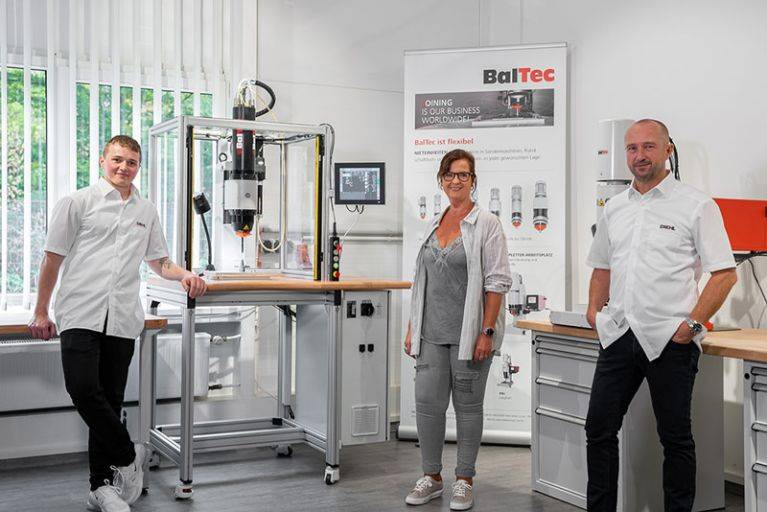 Team from Technisches Büro Diehl, Germany 来自德国Technisches Büro Diehl的团队